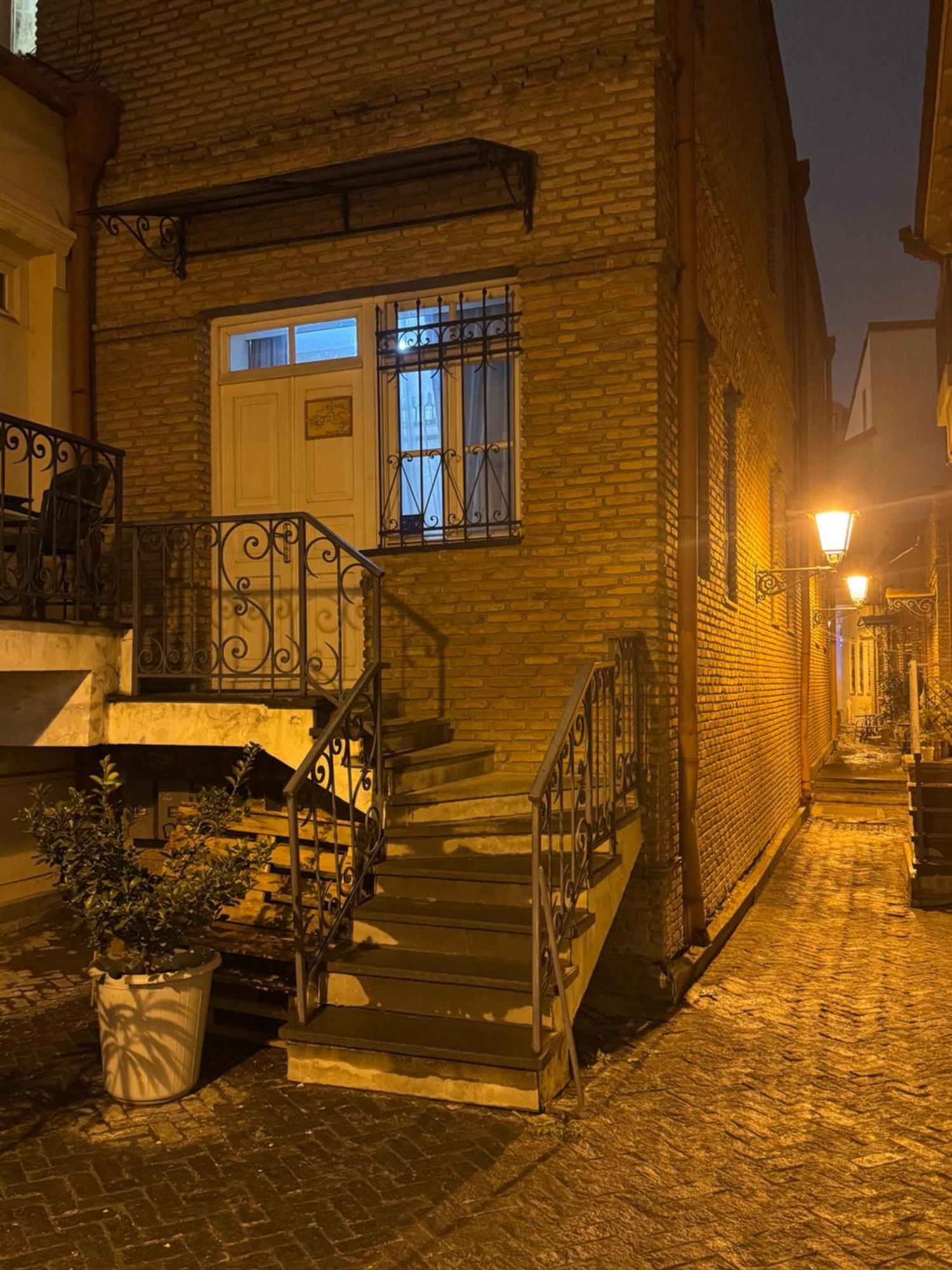Tbilisi Old Town Apartment ภายนอก รูปภาพ